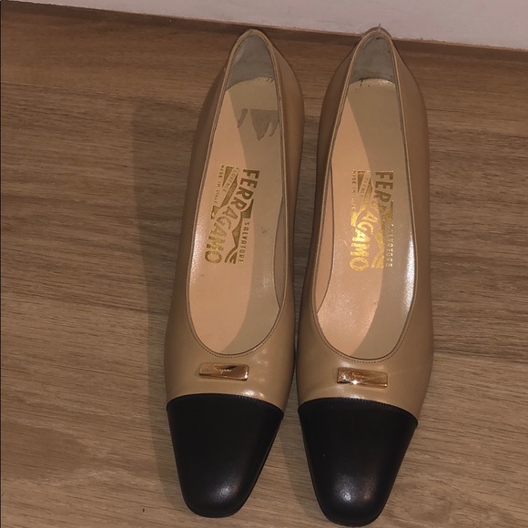 Salvatore Ferragamo pumps - Picture 1 of 6